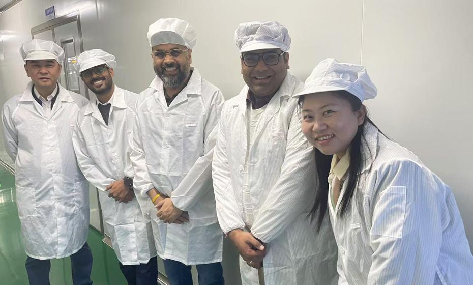 Il leader industriale indiano visita Goldenvision e conferma un importante ordine per display a manopola rotante